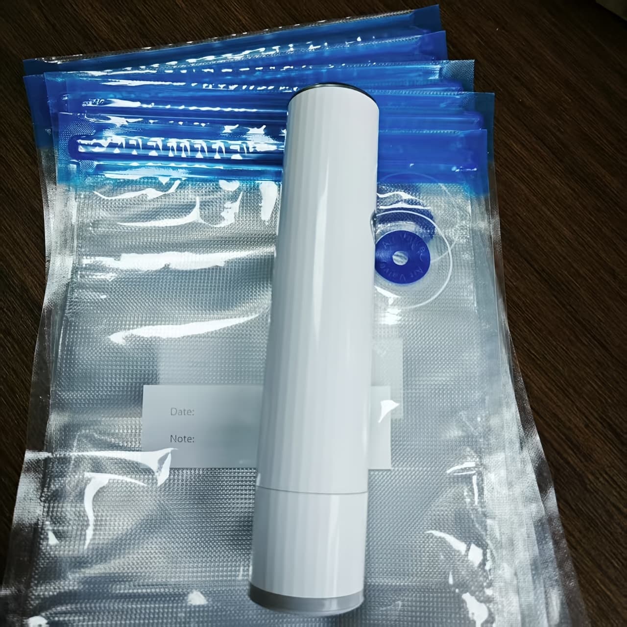 Electric Vacuum Machine And Food Vacuum Storage Bag, Vacuum Sealed Bags A Total Of 5 Sealed Bags, For Food Storage, Items Storage, Convenient Storage, Not Perishable