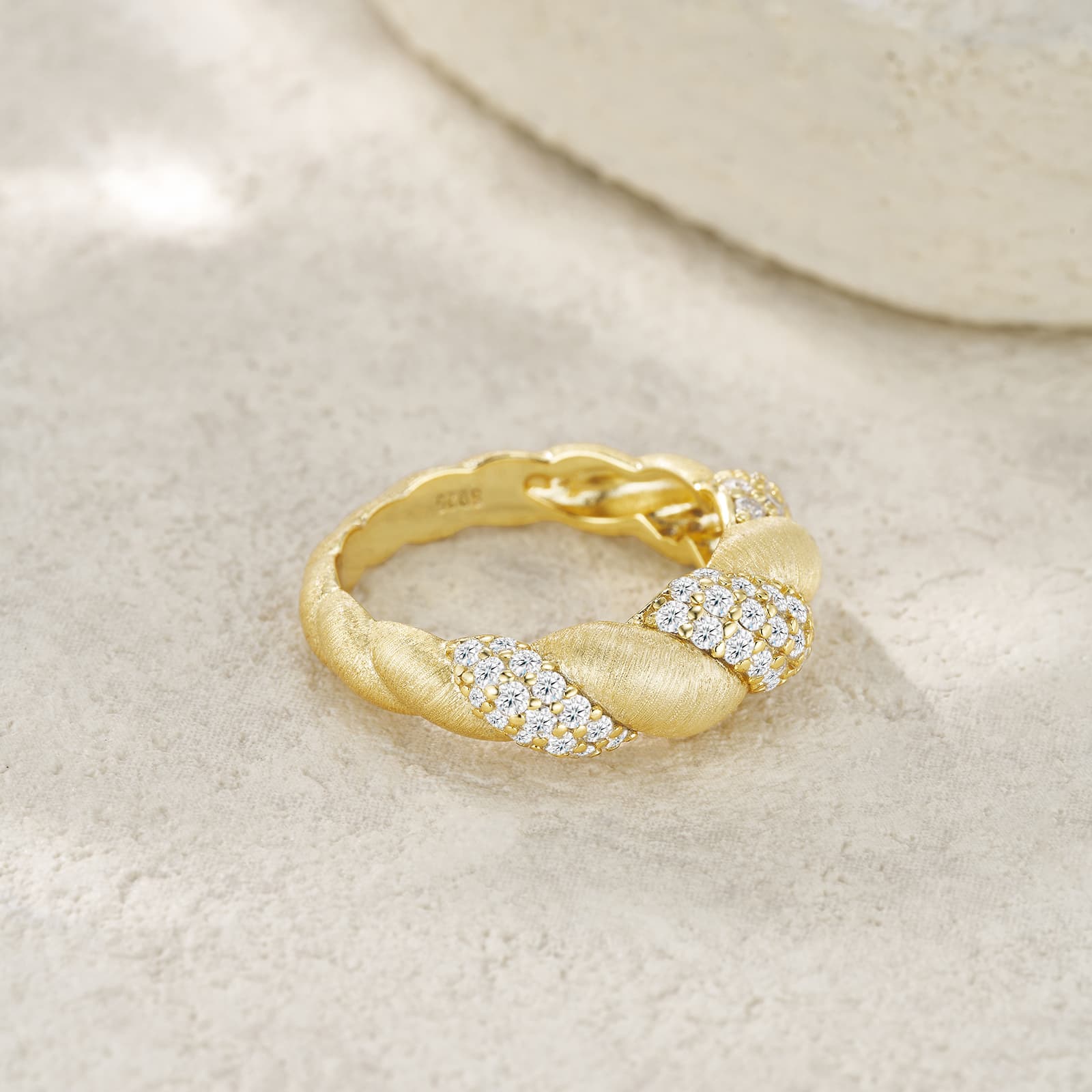 1Tengman - A Fashionable Jewelry Accessory Set With Moissanite S925 Sterling Silver And Gold-plated Diamond Prohibit Tk Sales