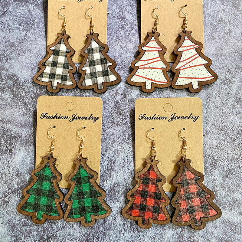 4 Pairs Retro Christmas Dangle Earrings, Red & Green, Black & White, Bohemian Wooden Jewelry, Perfect For Daily Wear And Holiday Gifts, Accessory